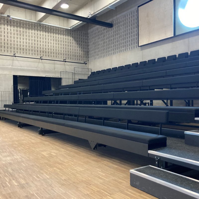 Teleskopische Tribune | Academie MWD Hasselt | COS Tribune